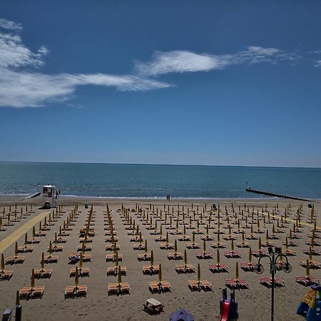 Hotel Loreley Lido di Jesolo Exterior photo