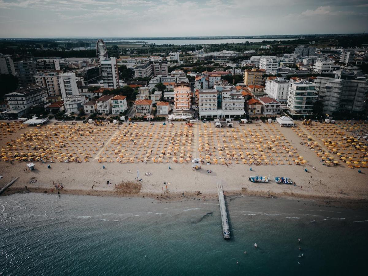 Hotel Loreley Lido di Jesolo Exterior photo