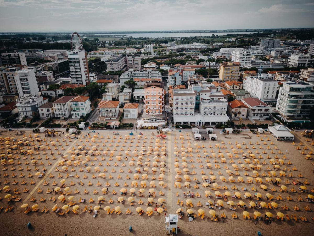 Hotel Loreley Lido di Jesolo Exterior photo