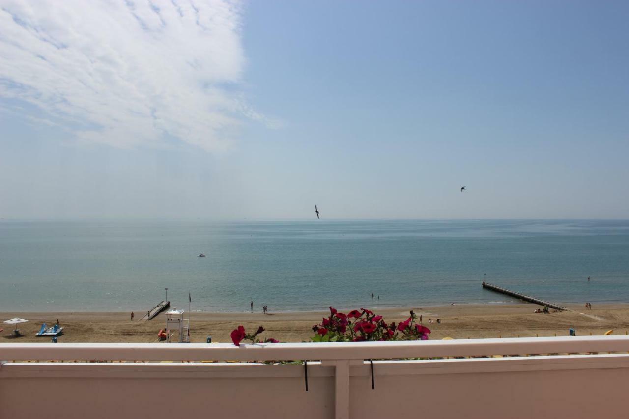 Hotel Loreley Lido di Jesolo Exterior photo